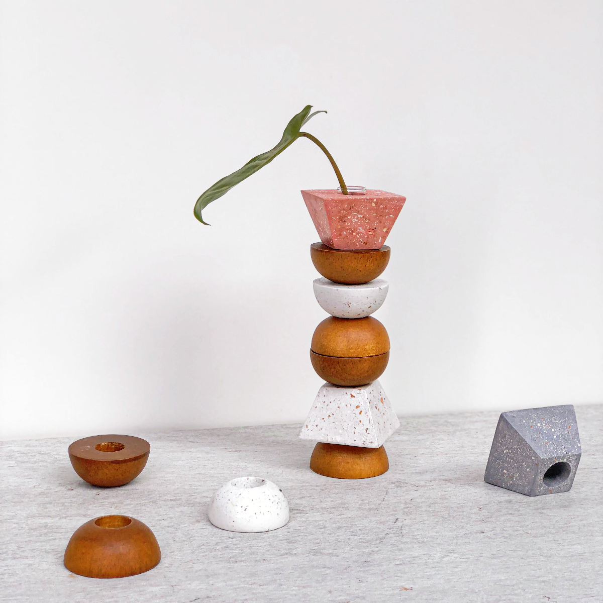 Ollopa Vase Evergreen Totem